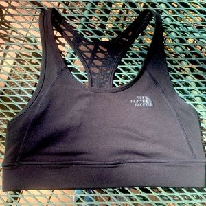 The North Face Women’s Bounce B-Gone Bra